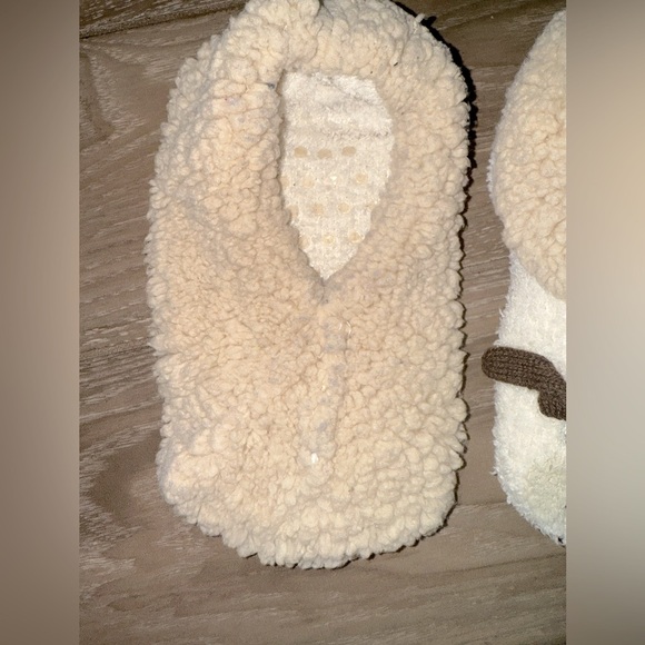 Cute dog  slipper socks their fluffy texture, brown ears, embroidered face s/m - Picture 4 of 7